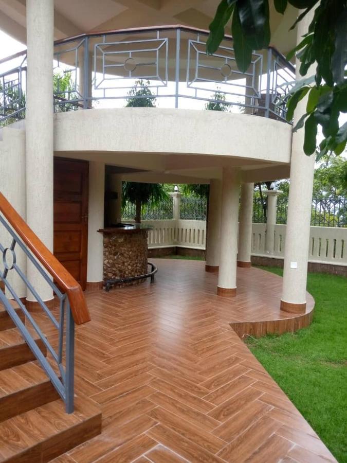 Coast View Resort Кигома Екстериор снимка