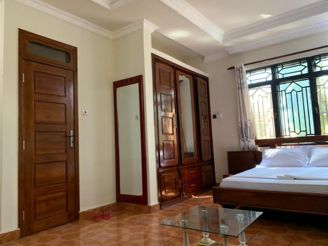 Coast View Resort Кигома Екстериор снимка