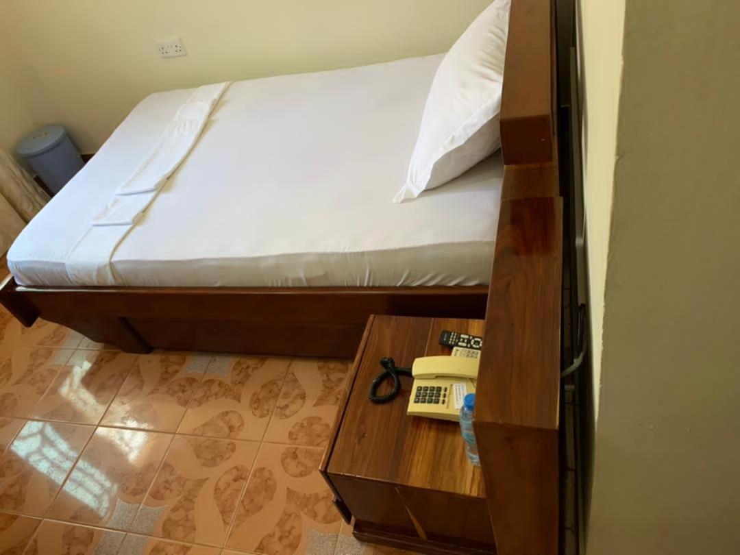 Coast View Resort Кигома Екстериор снимка